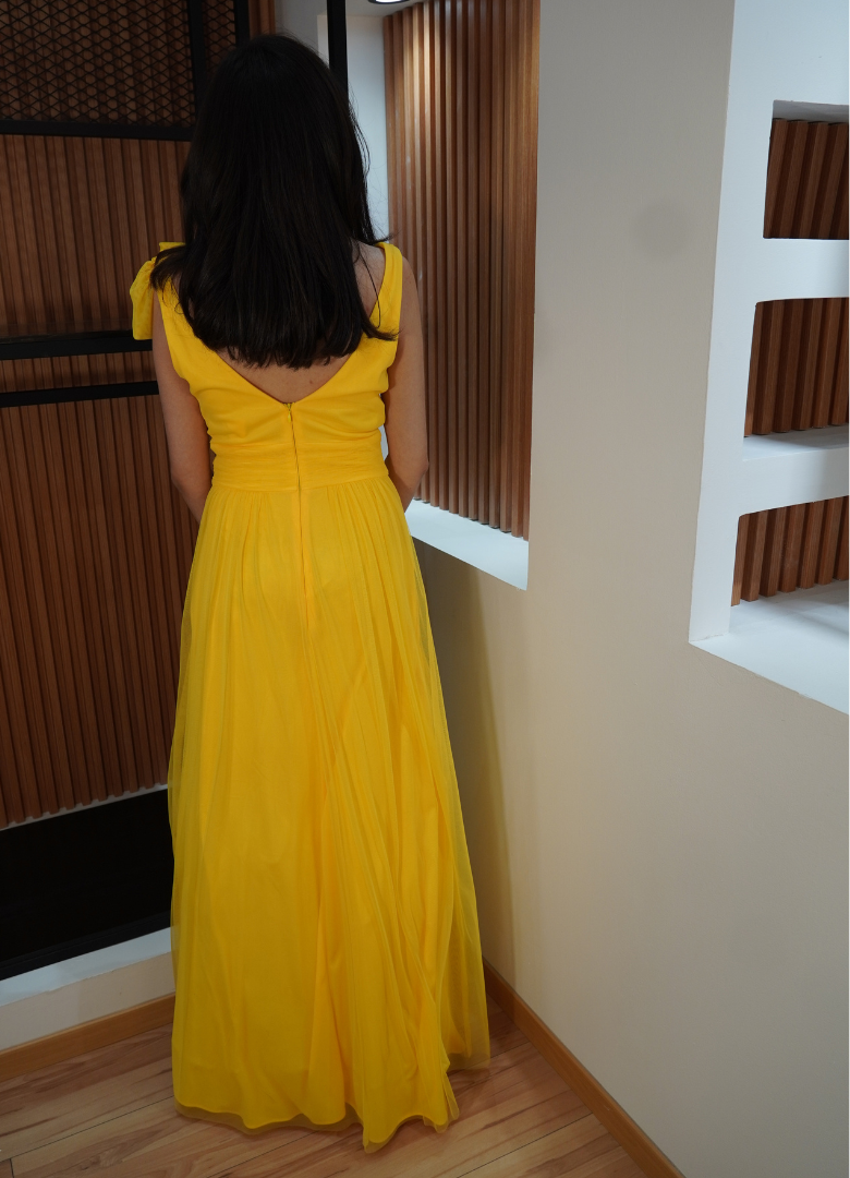 Vestido largo amarillo