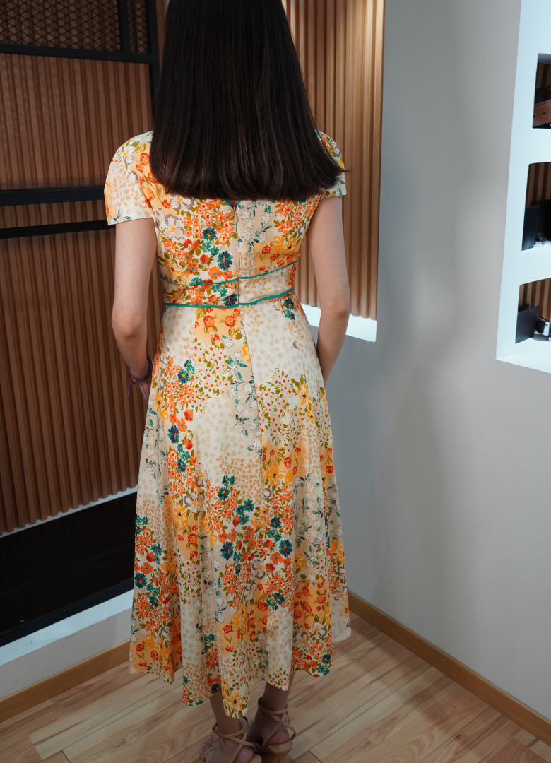 Vestido floral naranja