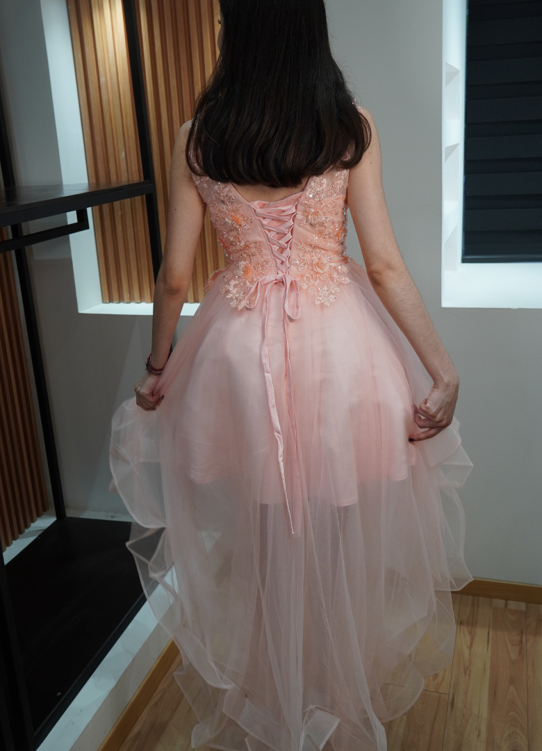 Vestido asimétrico rosa