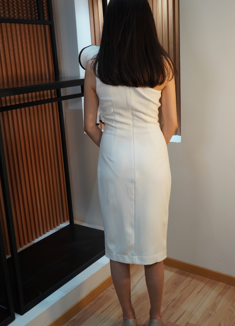 Vestido un hombro flor