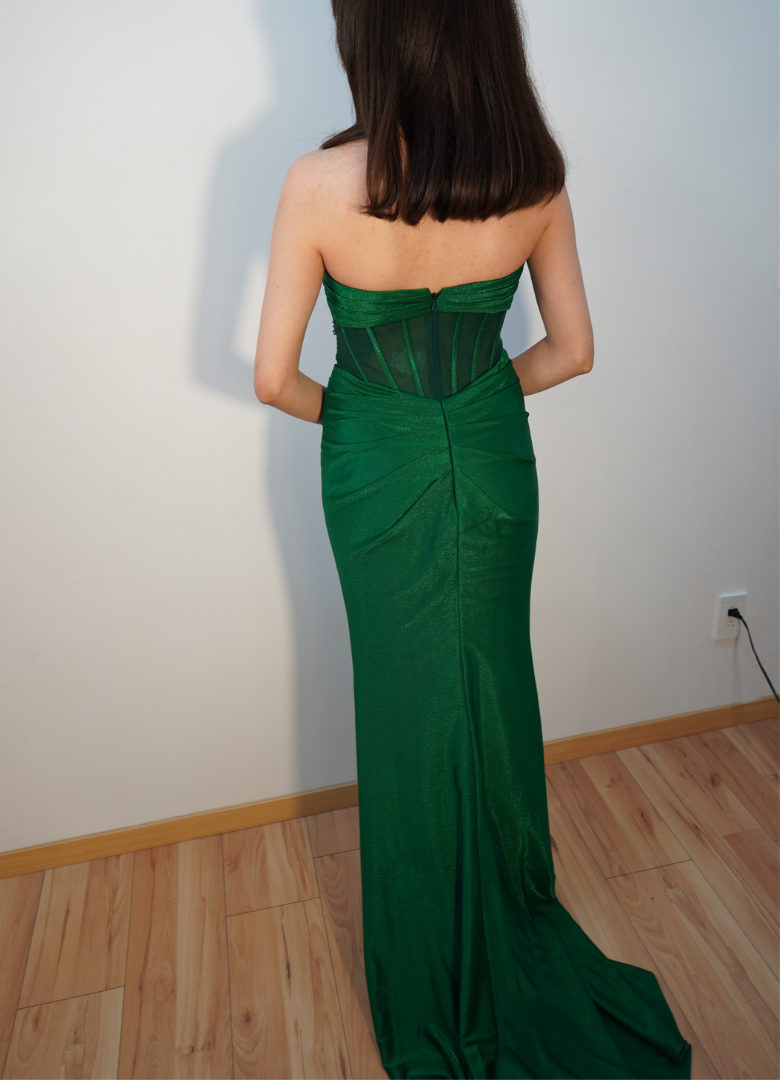 Vestido esmeralda corte sirena