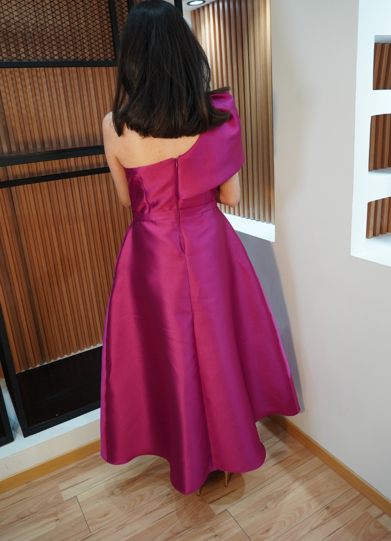 Vestido moño magenta