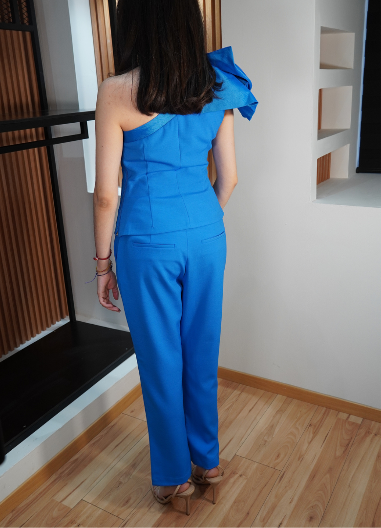Set top y pantalón azul rey