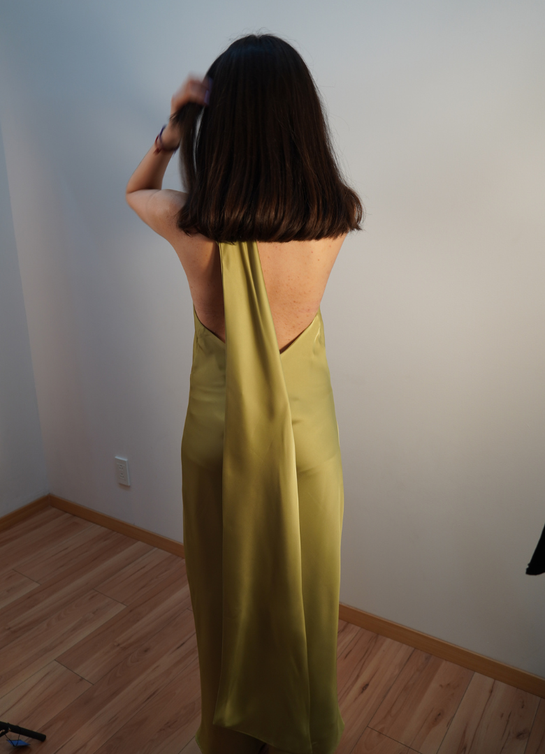 Vestido asimétrico verde
