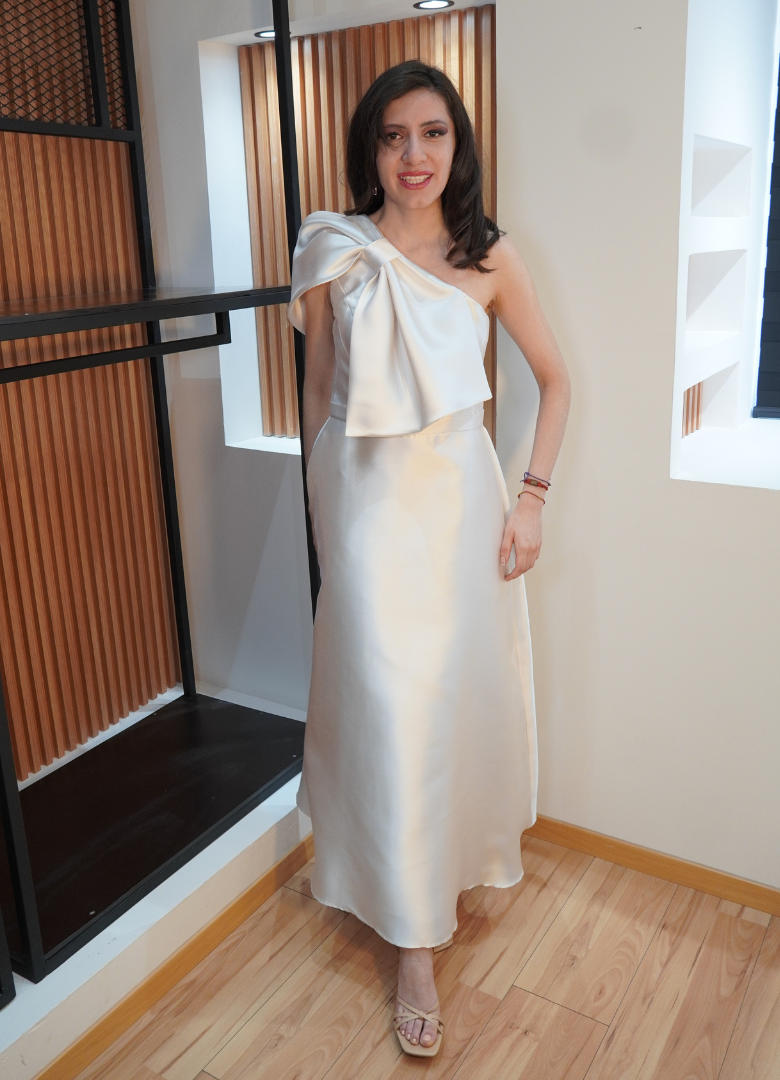 Vestido bridal moño