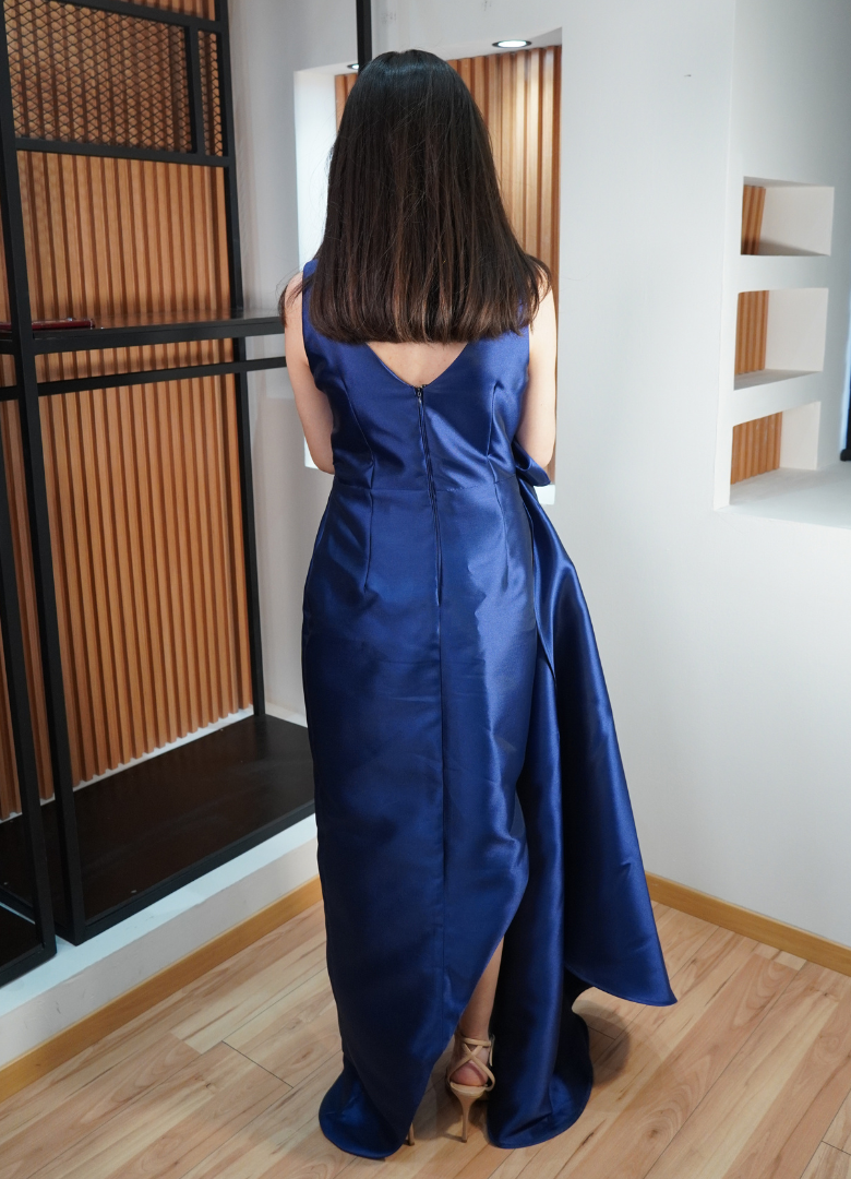 Vestido azul marino flor
