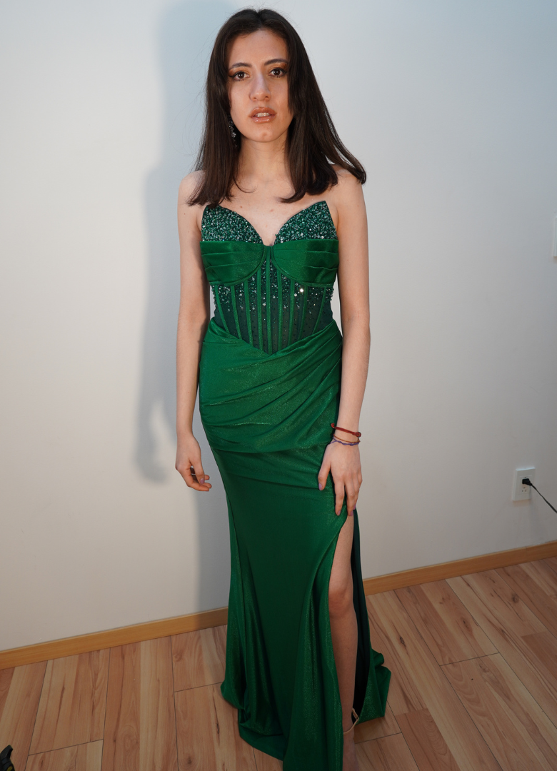 Vestido esmeralda corte sirena