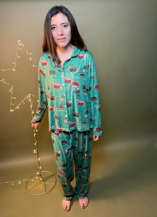 Pijama navideña "perro salchicha"