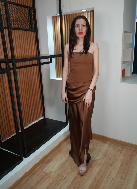 Vestido café satinado