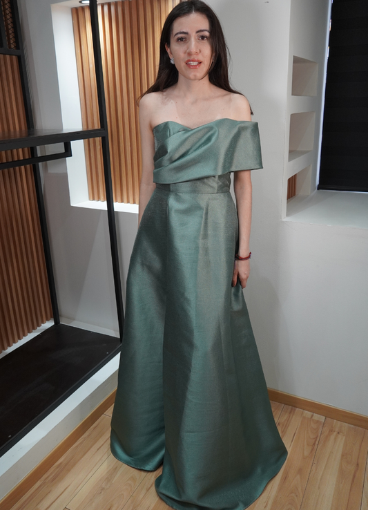 Vestido verde micado.