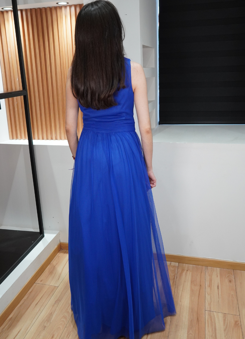 Vestido un hombro azul rey