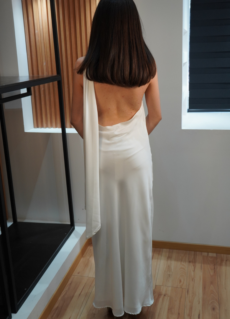 Vestido satinado blanco