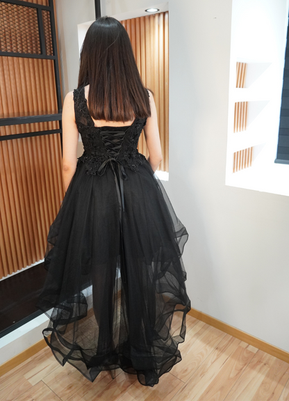 Vestido asimétrico negro