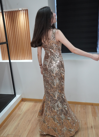 Vestido lentejuela dorado