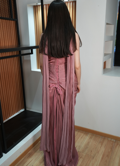 Vestido satinado rosa