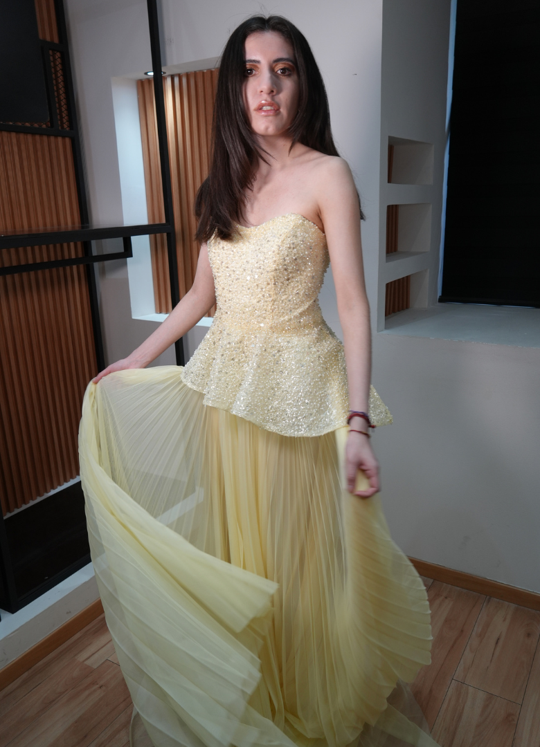 Vestido bustier pedrería butter yellow
