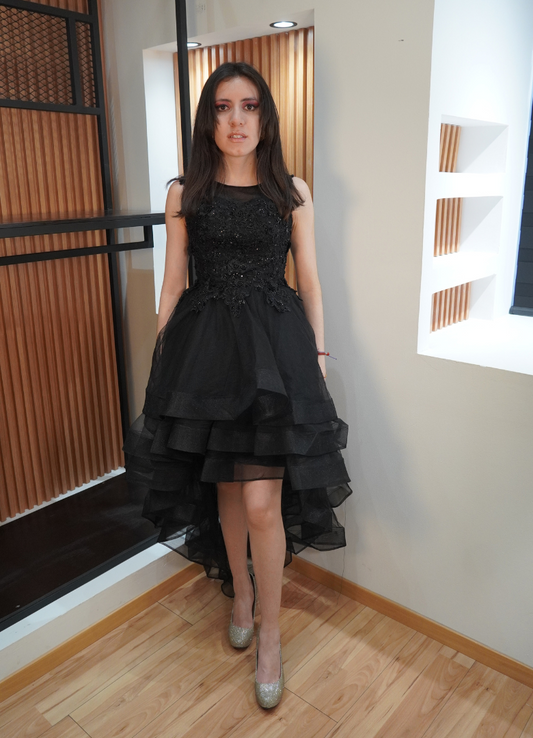 Vestido asimétrico negro
