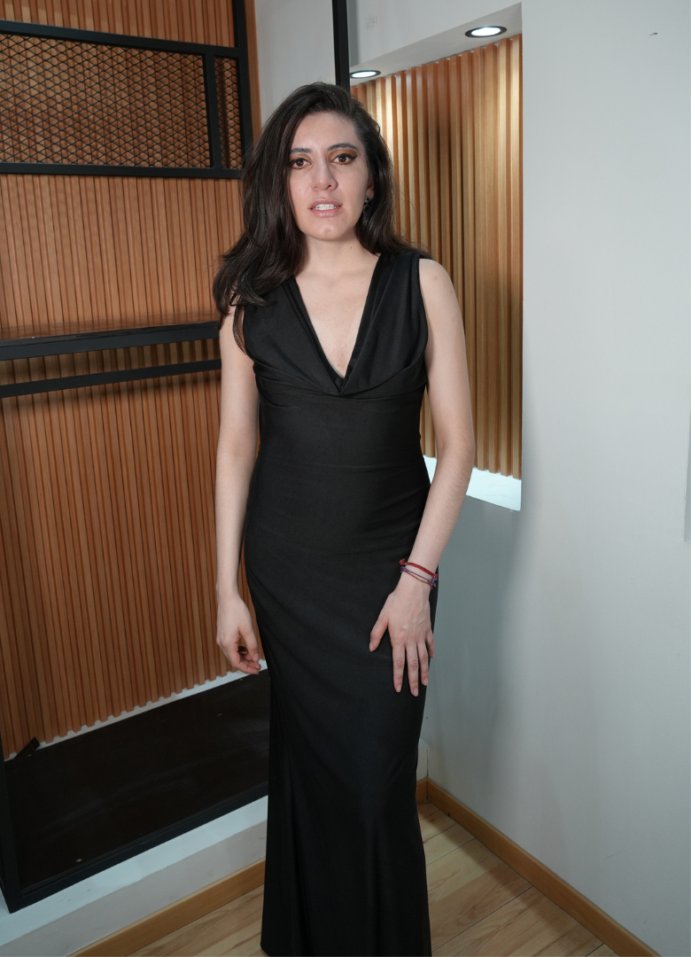 Vestido silueta negro