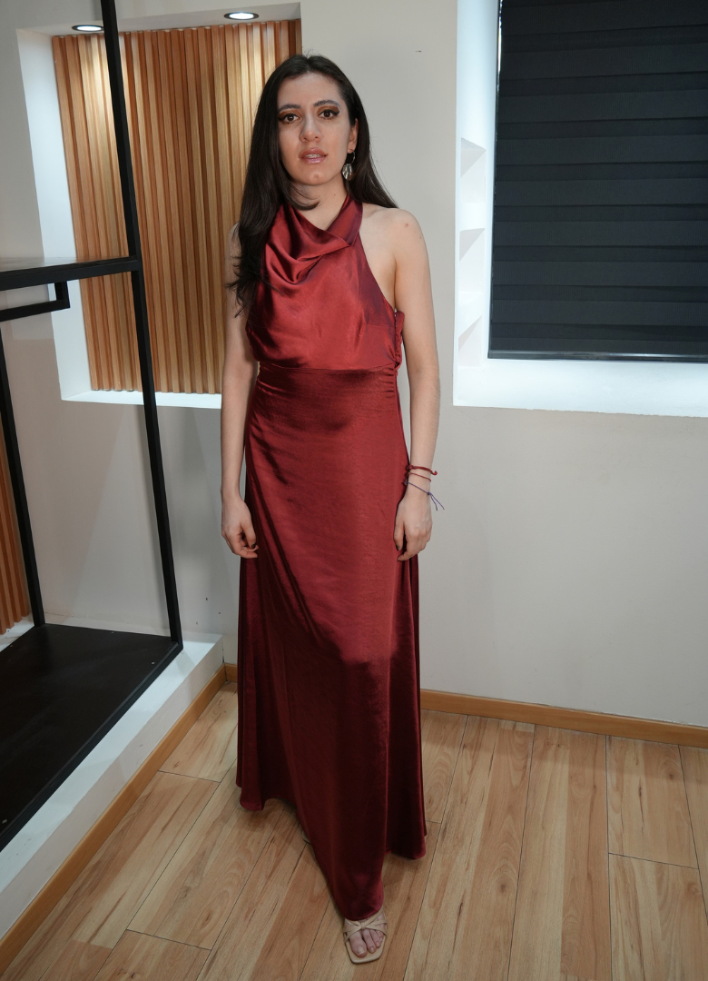 Vestido halter satinado