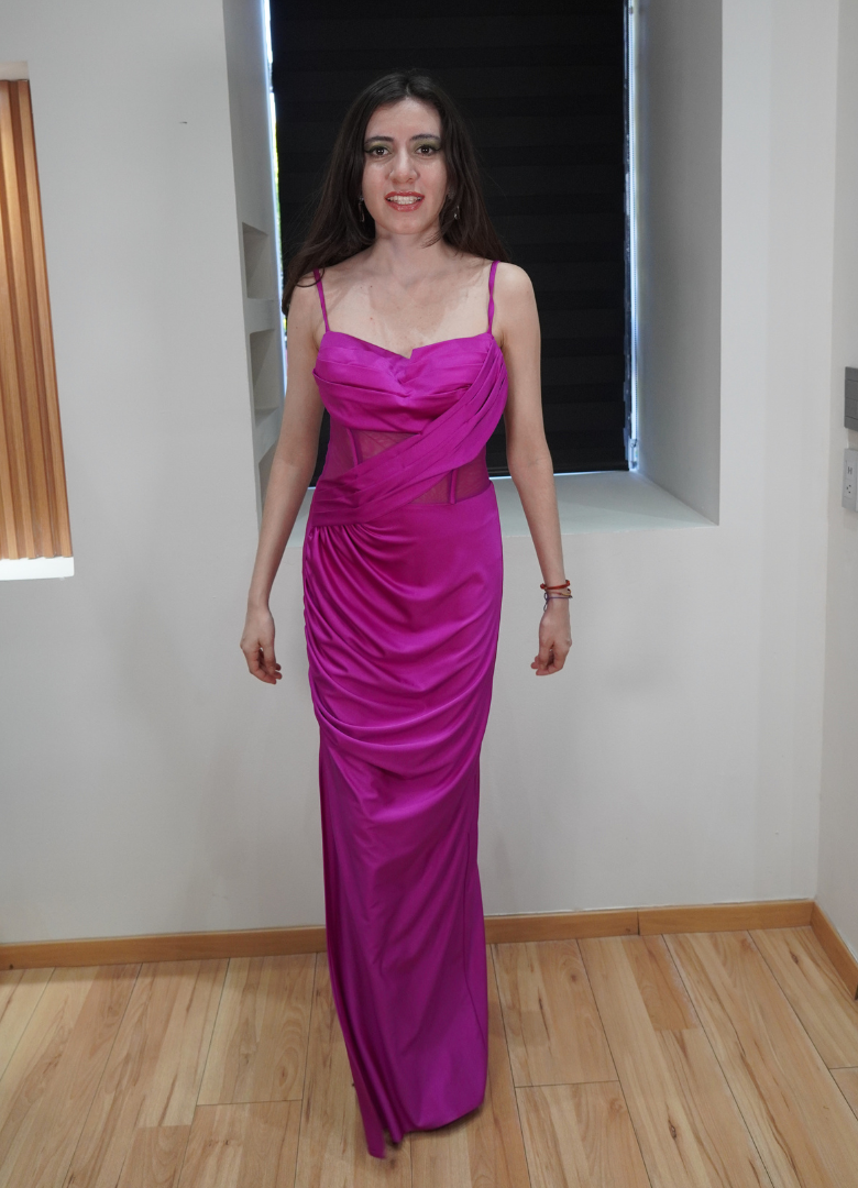 Vestido plisado bugambilia